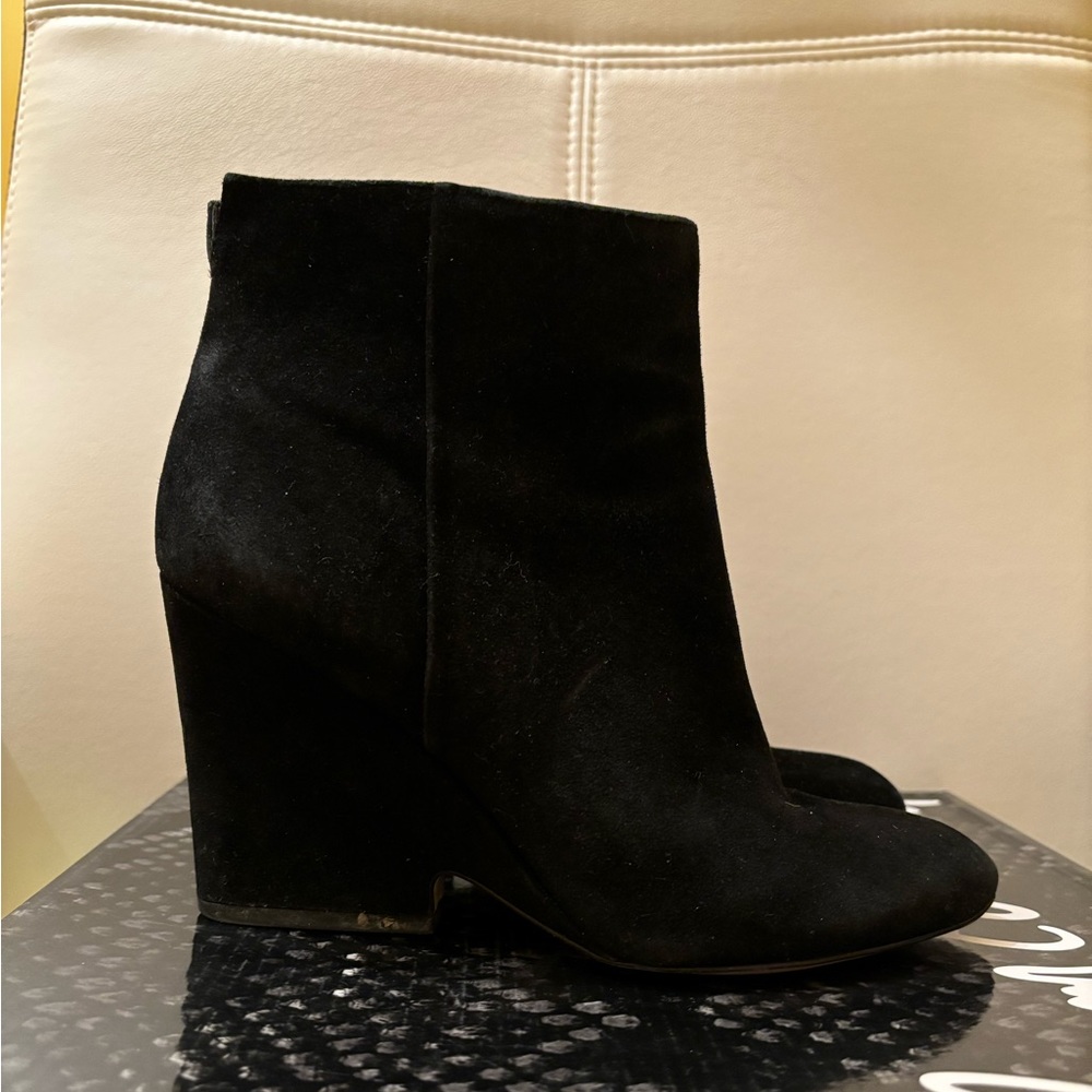 Sam Edelman Wilson Black Suede Bootie